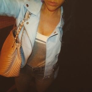 Meet your Posher, Anjelica